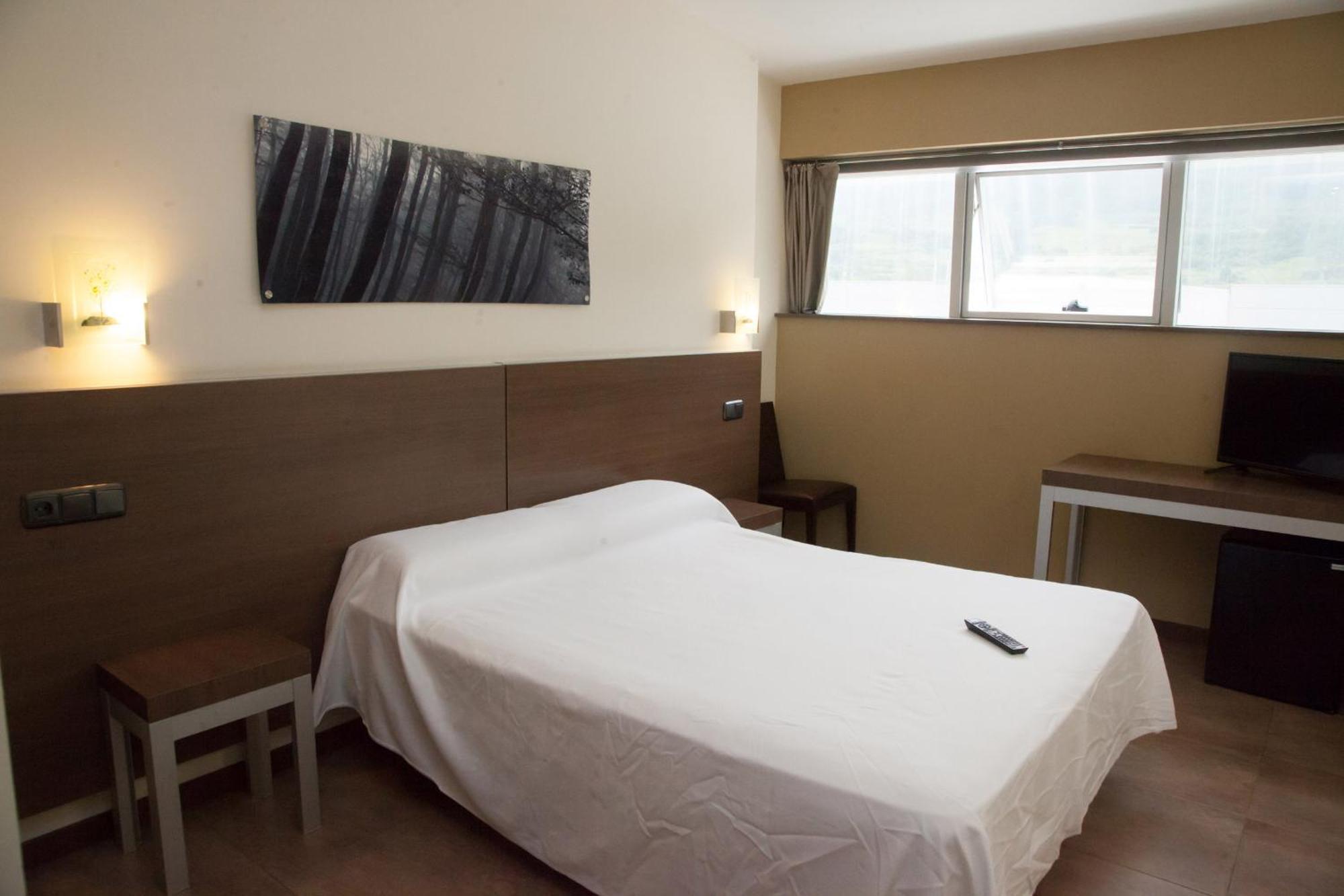 Hotel Izelai Alsasua Esterno foto